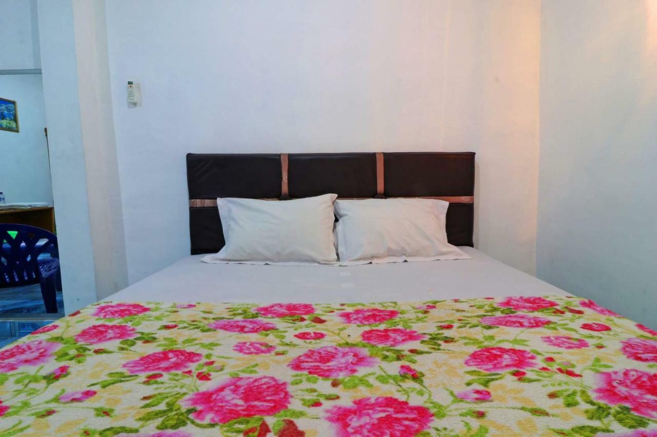 Hotel Rembulan Tebing Tinggi Екстер'єр фото